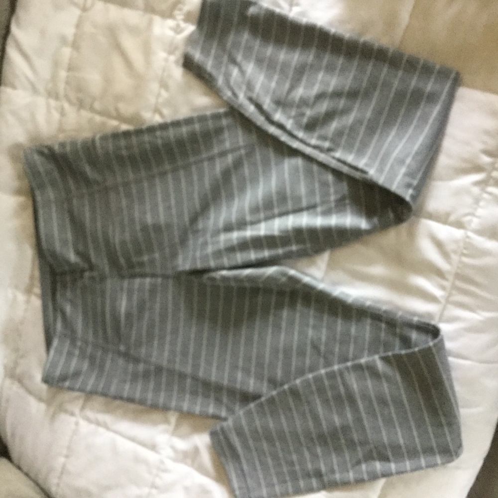 Athletic pants